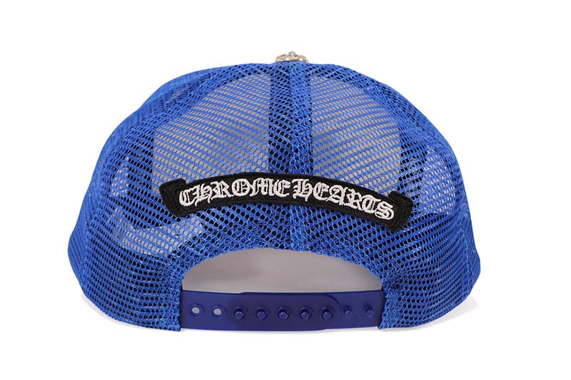 CHROME HEARTS さらさ Chrome Hearts Silichrome Cross Necklace Grey-Supra Sneakers-$350.00