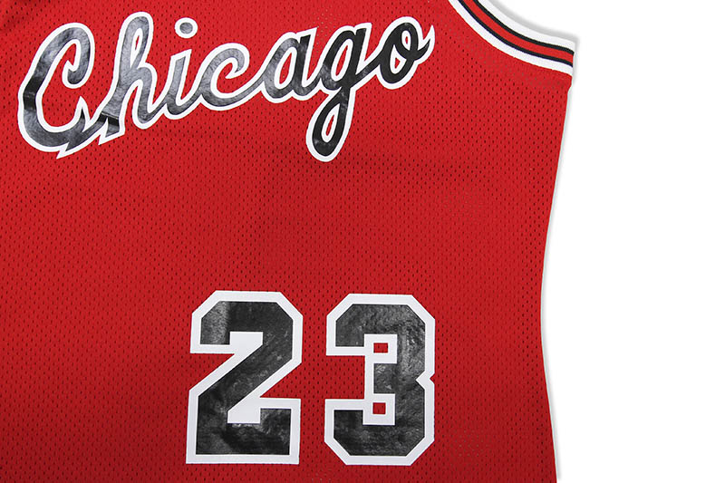 MITCHELL & NESS AUTHENTIC JERSEY (CHICAGO BULLS/ROAD/1984-85/MICHAEL JORDAN)