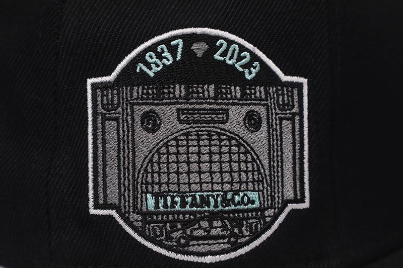 TWNTY TWO NY TIFFANY SNAPBACK CAP (BLACK/TIFFANY BLUE UNDER VISOR