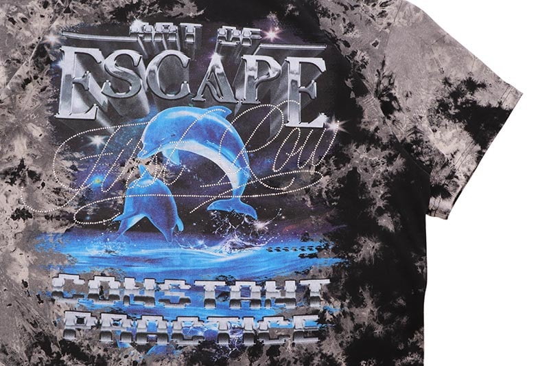 FIRST ROW ART OF ESCAPE DOLPHINS CROPPED TEE (FRT2197:BLACK