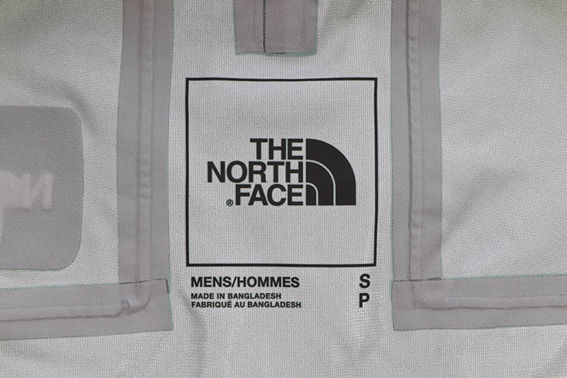 カルバンクライン　アノラック　ノースフェイス　シュプリーム　バレンシアガ カルバンクライン アノラック ノースフェイス シュプリーム