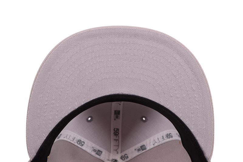 NEW ERA NEW YORK YANKEES 59FIFTY FITTED CAP (2024 WORLD SERIES SIDE PATCH/GREY UNDER VISOR/GREY PRIMARY LOGO) 70945761