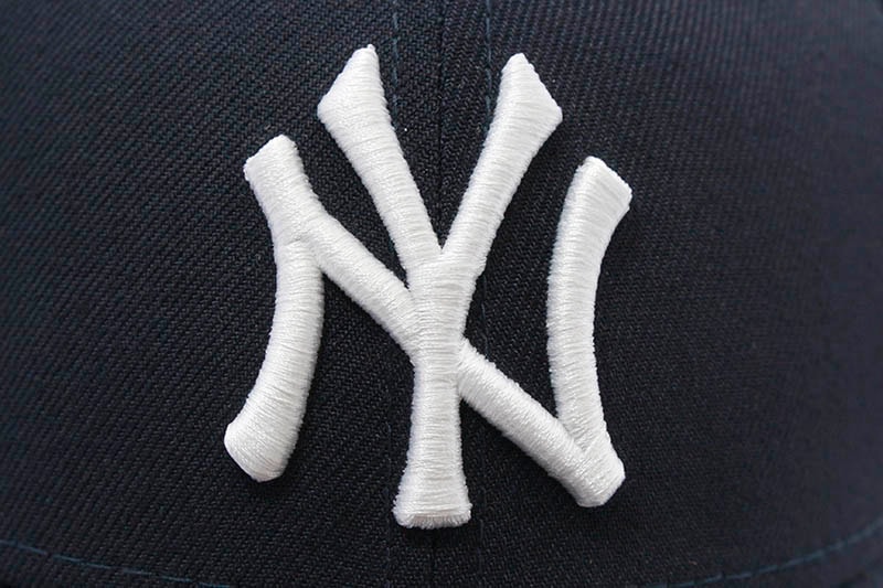 NEW ERA NEW YORK YANKEES 9FORTY ADJUSTABLE CAP (NAVY/DEREK JETER 2020 HALL OF FAME)