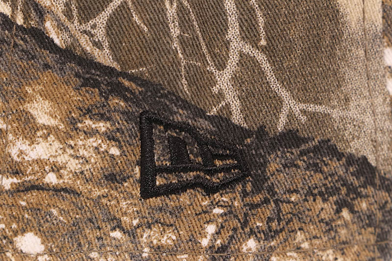 NEW ERA NEW YORK YANKEES 9FORTY AF ADJUSTABLE CAP (1998 WORLD SERIES SIDE PATCH/GREY UNDER VISOR/REALTREE CAMO)