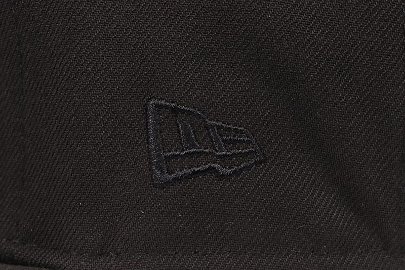 NEW ERA NEW YORK YANKEES 59FIFTY FITTED CAP (2009 WORLD SERIES SIDE PATCH/GREY UNDER VISOR/BLACK GLOW IN THE DARK) 14724843