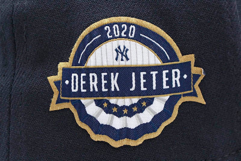 NEW ERA NEW YORK YANKEES 39THIRTY STRETCH FIT CAP (NAVY/DEREK JETER 2020 HALL OF FAME)