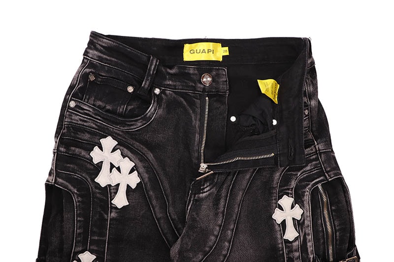 GUAPI OBSIDIAN BLACK CROSS BUCKLE SHORTS (871BCBS) | Brand,G-L