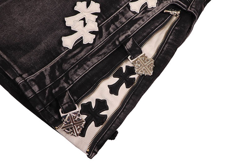 GUAPI OBSIDIAN BLACK CROSS BUCKLE SHORTS (871BCBS) | Brand,G-L