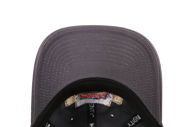 NEW ERA NEW YORK KNICKS 2026 NBA FINALS CHAMPIONS LOCKER ROOM REPLICA 9TWENTY ADJUSTABLE HAT (GRAPHITE) 71092748