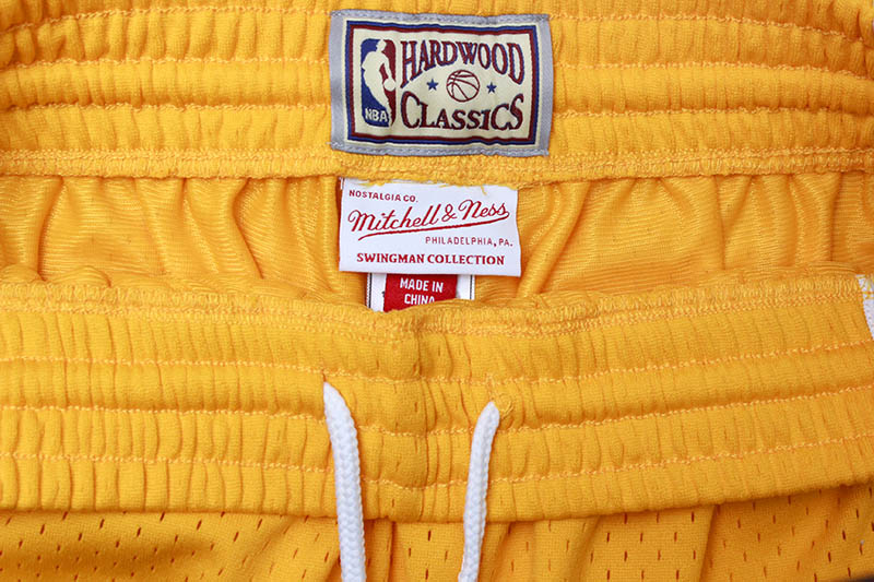 MITCHELL & NESS SWINGMAN MESH SHORTS(LOS ANGELES LAKERS/1996