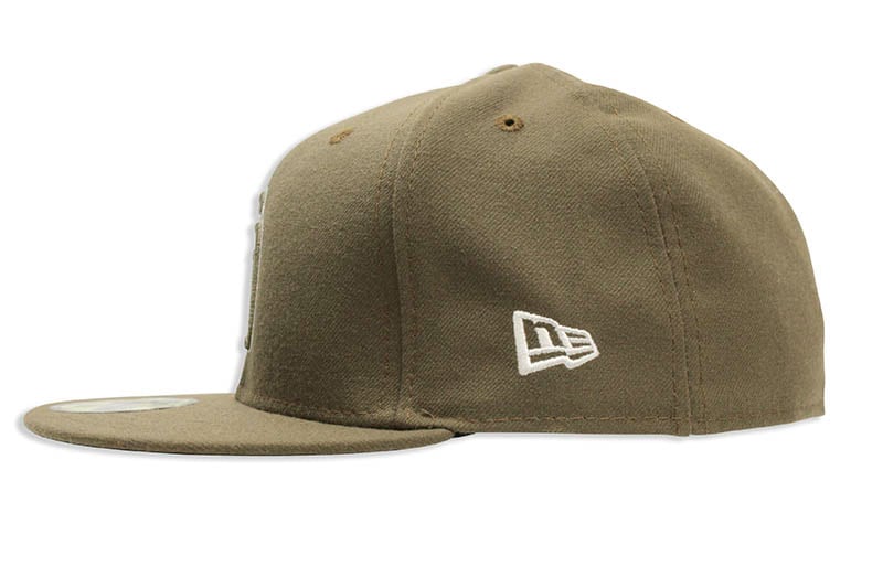 NEW ERA SAN DIEGO PADRES AUTHENTIC COLLECTION 59FIFTY FITTED CAP (OLIVE)