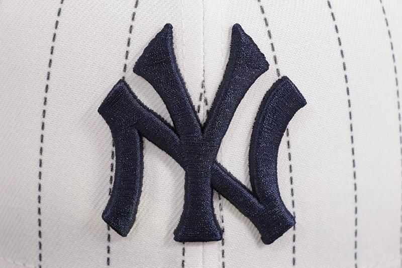 NEW ERA NEW YORK YANKEES 59FIFTY FITTED CAP (1949 WORLD SERIES SIDE PATCH/GREEN UNDER VISOR/PINSTRIPE NAVY) 70853567