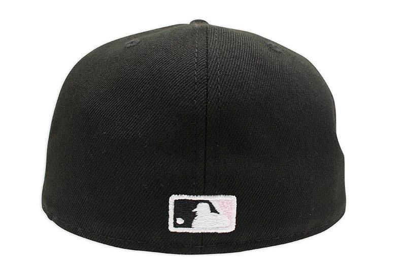 NEW ERA NEW YORK METS 59FIFTY FITTED CAP (PINK UNDER VISOR/BLACK)
