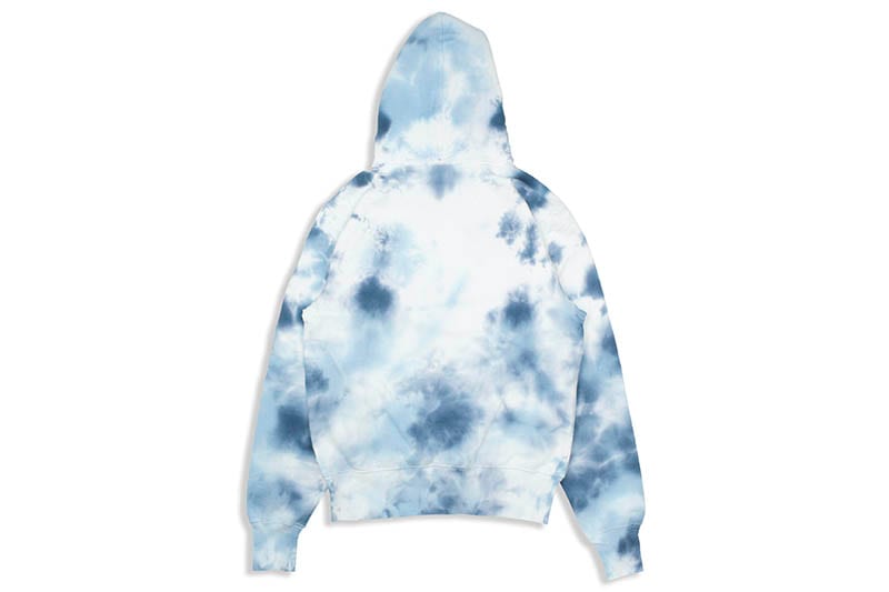 CHAMPION SCRUNCH DYE EMBROIDERED LOGO HOODIE (BLUE)