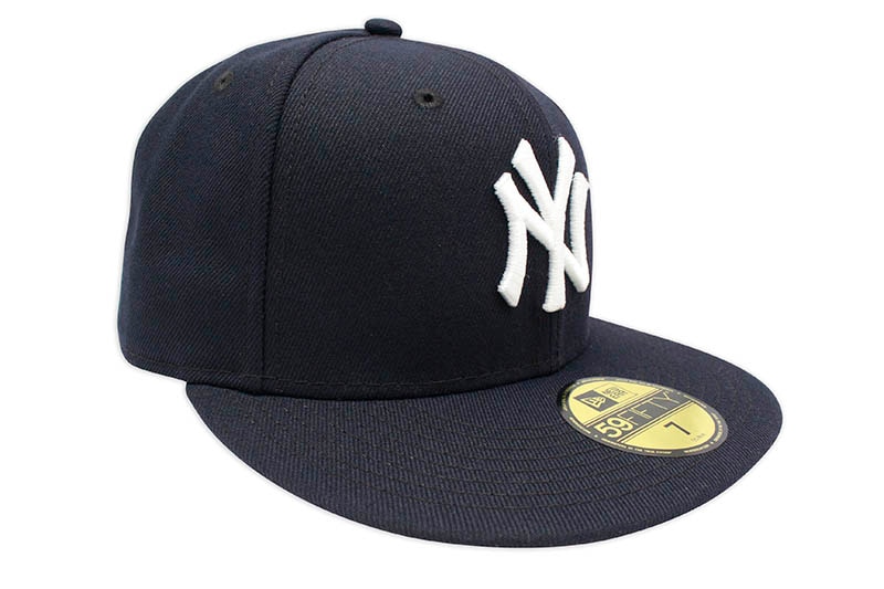 NEW ERA NEW YORK YANKEES 59FIFTY FITTED CAP (PINK UNDER VISOR/NAVY)