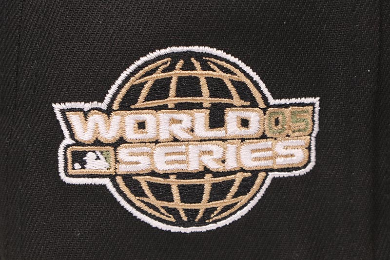 NEW ERA CHICAGO WHITE SOX 9FIFTY SNAPBACK CAP (2005 WORLD SERIES SIDE PATCH/GREY UNDER VISOR/BLACK REALTREE CAMO)