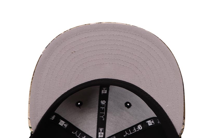 NEW ERA CHICAGO WHITE SOX 9FIFTY SNAPBACK CAP (2005 WORLD SERIES SIDE PATCH/GREY UNDER VISOR/BLACK REALTREE CAMO)