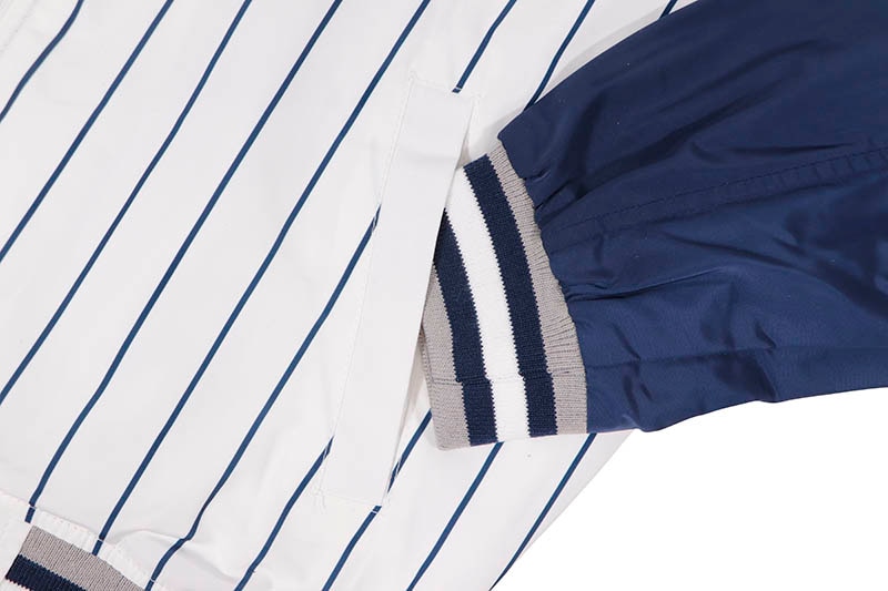 JH Design NEW YORK YANKEES AUTHENTIC STRIPES ZIP JACKET (YAN9N3UNI3:GRY-NVY)