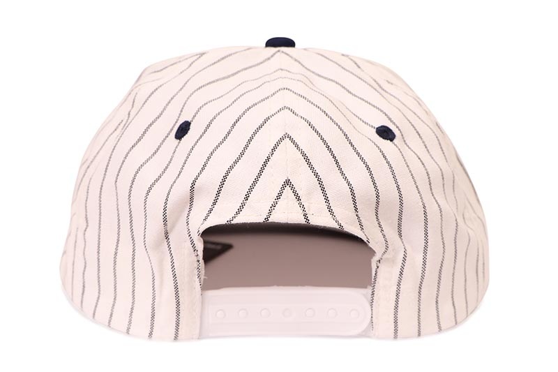 TRUE RELIGION TRUE RELIGION STRIPED BASEBALL CAP (TR2915:WHITE/BLUE)