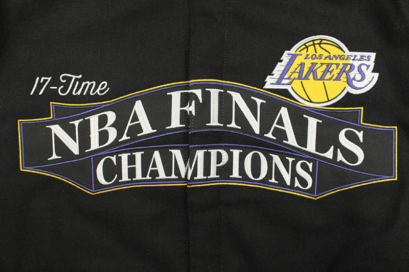 JH Design LA LAKERS 17-TIMES NBA FINALS CHAMPIONS REVERSIBLE JACKET (LAK103BAN0:BLACK)