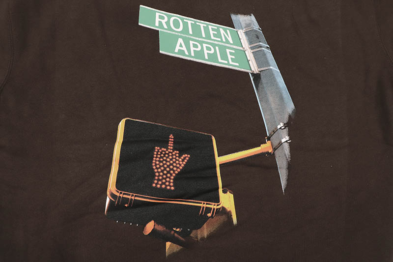 CLASSIC MATERIAL NY ROTTEN APPLE HOODIE (BROWN)