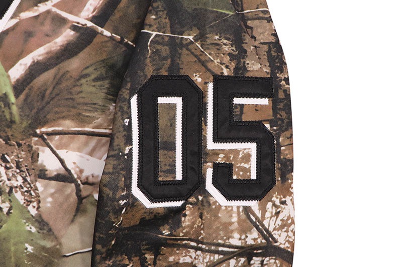 FUBU REAL TREE HOCKEY SHIRTS (FAM-52711:BROWN)