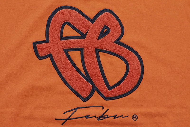 FUBU WAPPEN SWEAT (FAM-41718:ORANGE)