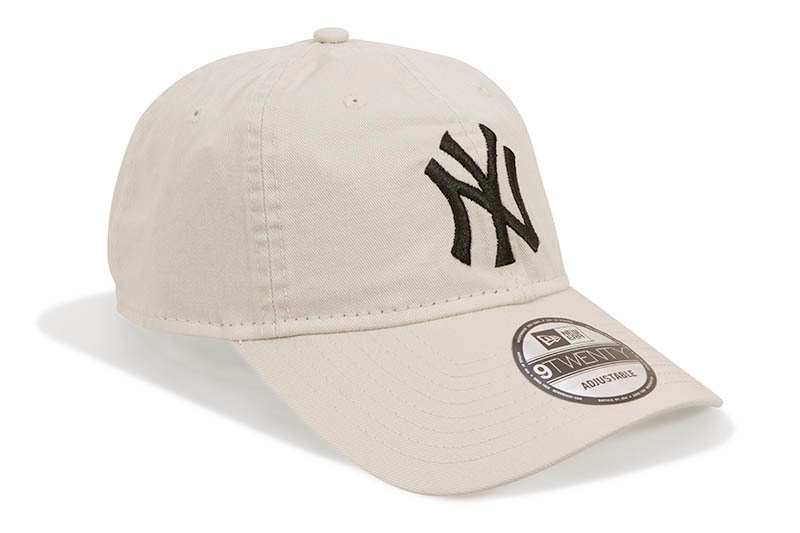 NEW ERA NEW YORK YANKEES 9TWENTY WASHED COTTON CLOTH STRAP CAP (IVORY/BLACK) 13552111