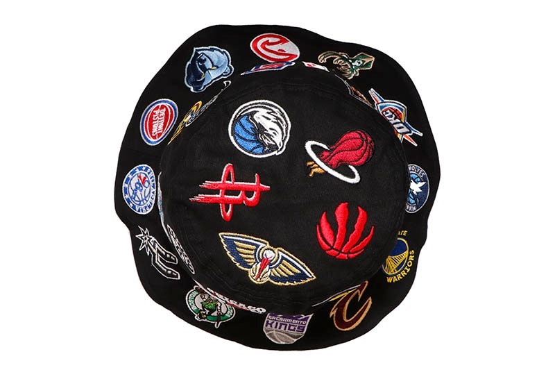 NBA■チームレタリング 刺繍 BUCKET HAT■送料込 NEW ERA TEAM LOGO ALLOVER NBA BUCKET HAT (BLACK) 14109614