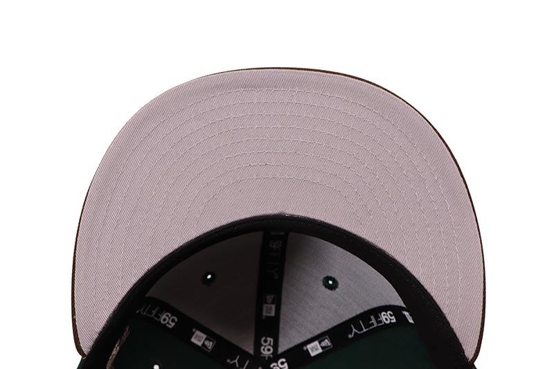 NEW ERA CHICAGO WHITE SOX 59FIFTY FITTED CAP (2005 WORLD CHAMPIONS SIDE PATCH/GREY UNDER VISOR/DARK GREEN WALNUT)
