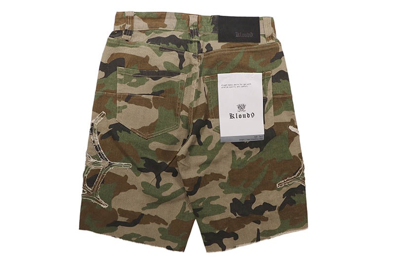 KLOUD9 SPIDER RHINESTONE CAMO SHORTS (S26130:WOODLAND CAMO)
