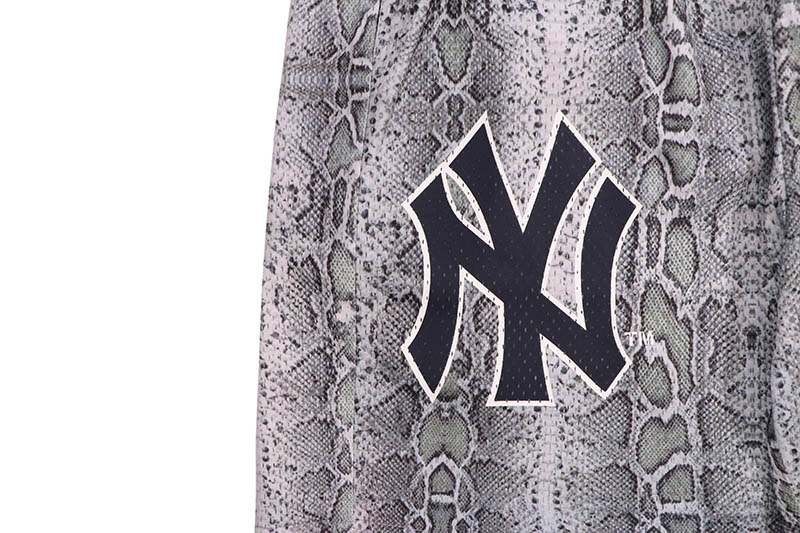 ERIC EMANUEL EE BASIC NEW YORK YANKEES SNAKE SHORTS | Brand