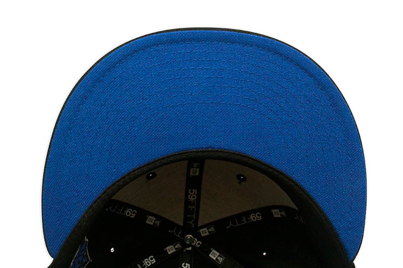 NEW ERA NEW YORK YANKEES 59FIFTY FITTED CAP (1999 WORLD SERIES CUSTOM SIDE PATCH/BLUE UNDER VISOR/BLACK)