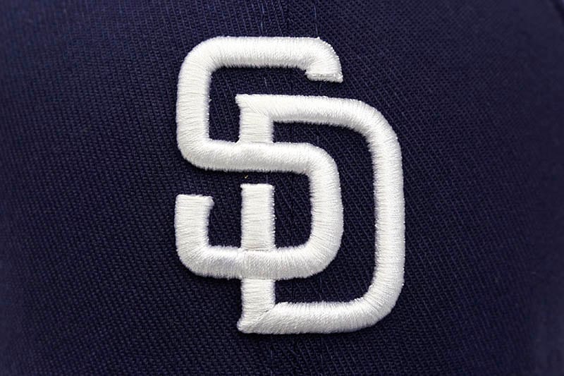 NEW ERA SAN DIEGO PADRES TEAM CLASSIC 39THIRTY STRETCH FIT CAP (NAVY)