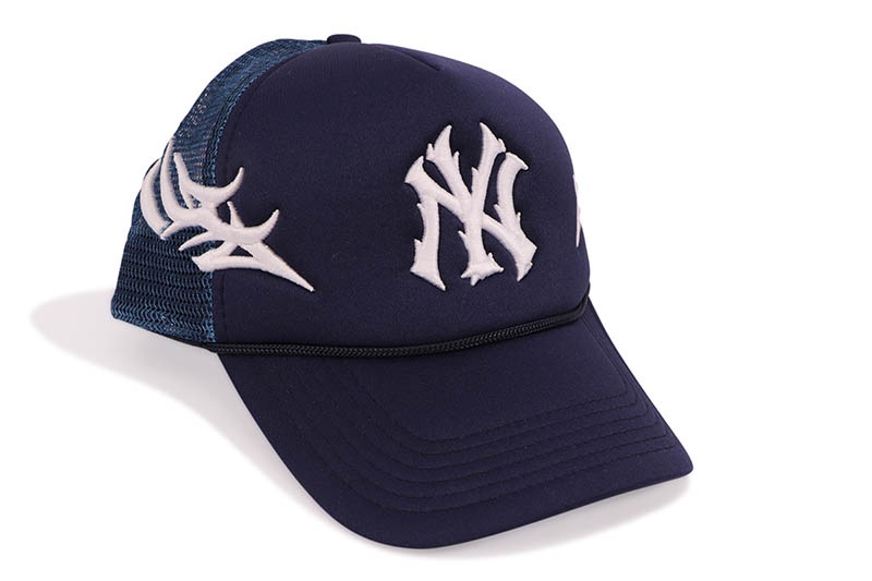 R3BORNE THORN NY TRUCKER HAT (R3MC169:NAVY)