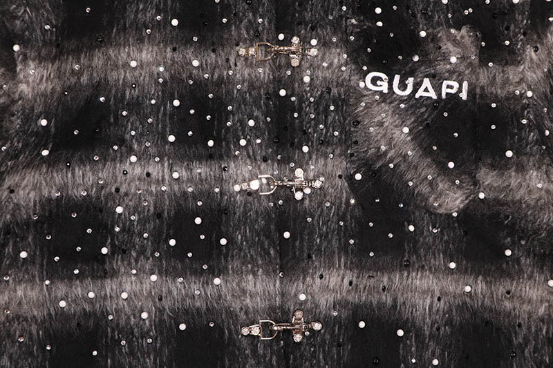 GUAPI OBSIDIAN BLACK SHIRT (879BF)