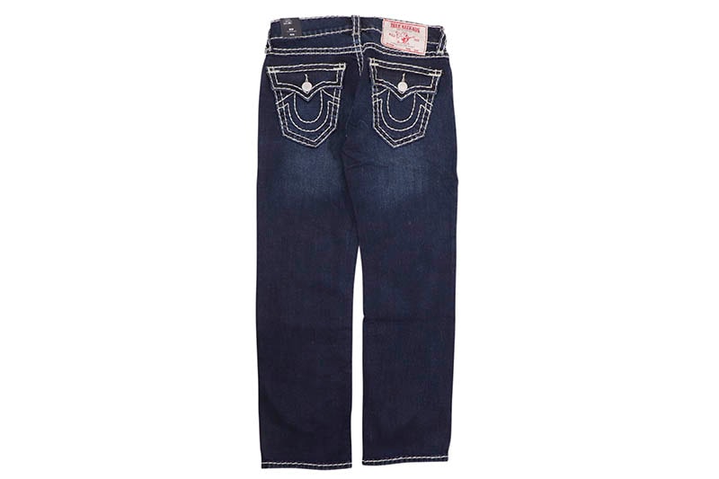 TRUE RELIGION RICKY FLAP SUPER T STRAIGHT JEAN 30" (109189:CHICKORY DARK WASH)