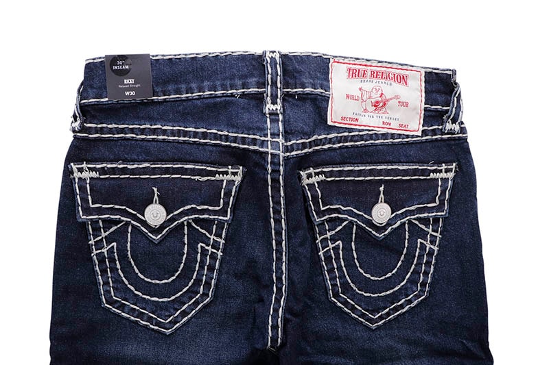 TRUE RELIGION RICKY FLAP SUPER T STRAIGHT JEAN 30" (109189:CHICKORY DARK WASH)