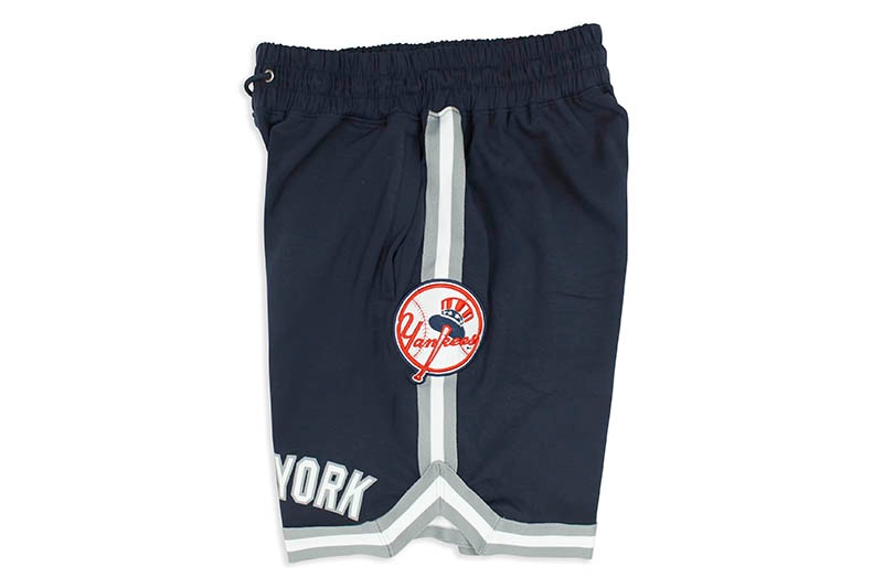 PRO STANDARD NEW YORK YANKEES TEAM SHORTS (LNY330785:MIDNIGHT NAVY)