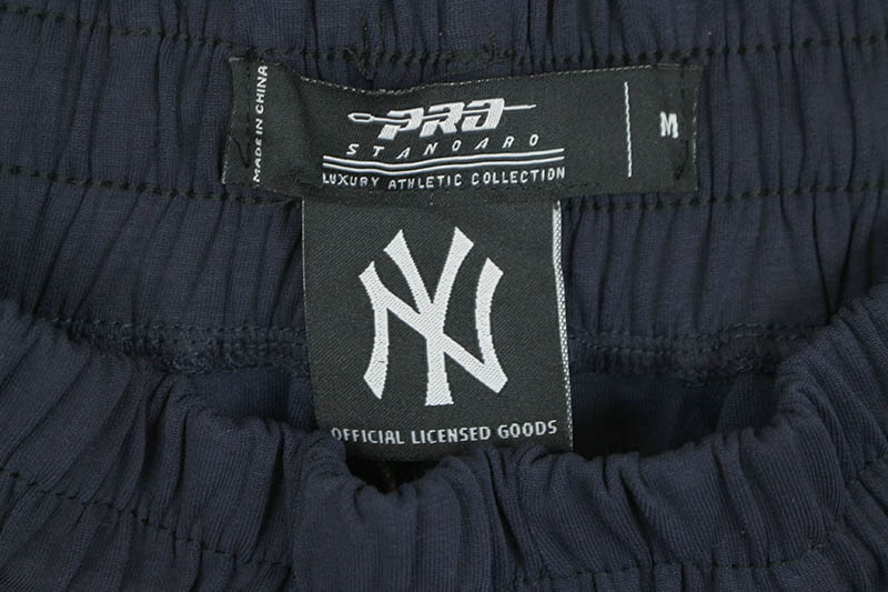PRO STANDARD NEW YORK YANKEES TEAM SHORTS (LNY330785:MIDNIGHT NAVY)