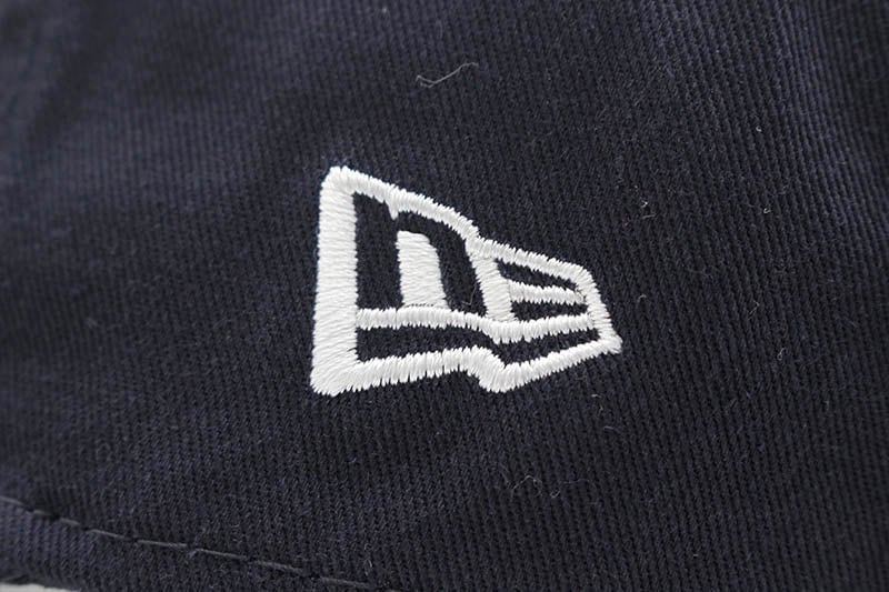 NEW ERA NEW YORK YANKEES 9TWENTY WASHED COTTON CLOTH STRAP CAP (NAVY/WHITE) 13562176 11308520