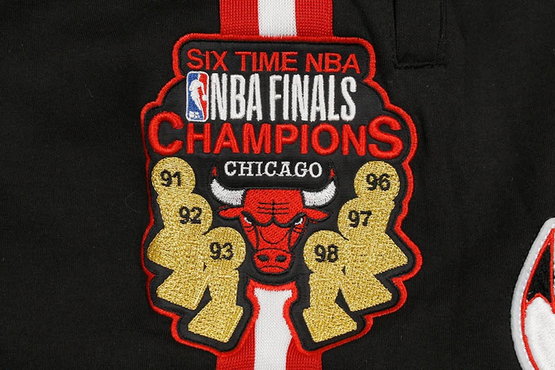 PRO STANDARD CHICAGO BULLS TEAM SHORTS (BCB351135:BLACK)