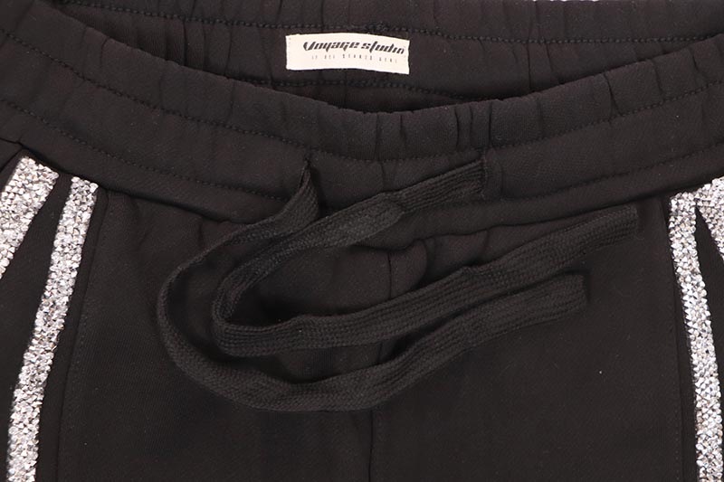 VOYAGE STUDIO RHINESTONE SWEATPANTS (53P29-BK:BLACK)
