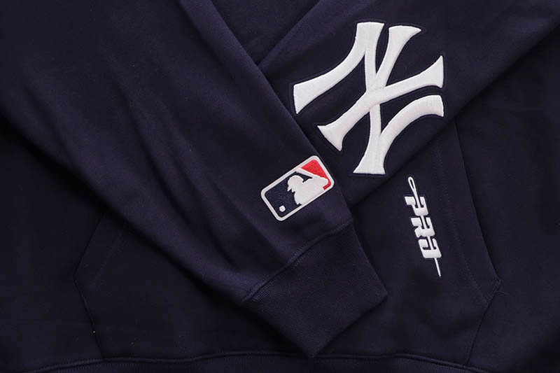 PRO STANDARD NEWYORK YANKEES WINGSPAN DROP SHOULDER HOODIE (LNY5314777-MDN:MIDNIGHT NAVY)
