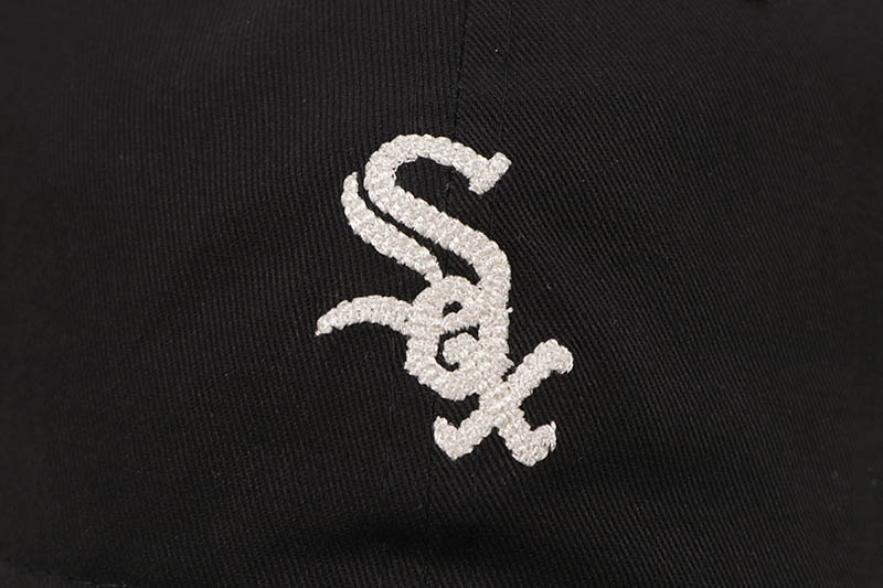 NEW ERA CHICAGO WHITE SOX 9TWENTY CHAIN STITCH ADJUSTABLE CAP (BLACK) 14307625