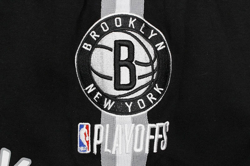 PRO STANDARD BROOKLYN NETS TEAM SHORTS (BBN351116:BLACK)
