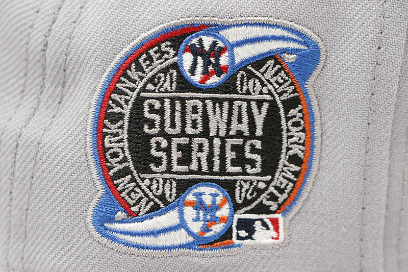 NEW ERA NEW YORK YANKEES X AWAKE 59FIFTY FITTED CAP (2000 SUBWAY SERIES SIDE PATCH/GREEN UNDER VISOR/GREY)