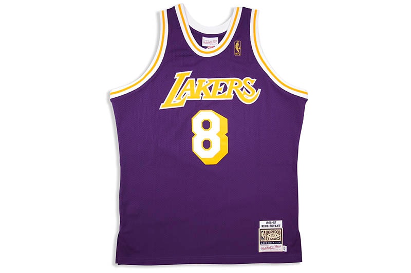 MITCHELL & NESS AUTHENTIC JERSEY (LOS ANGELES LAKERS/ROAD/1996-97/KOBE BRYANT)