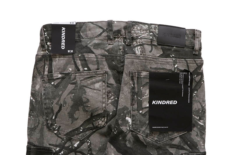 KINDRED CARGO SHORTS (KD2045S:GREEN STONE CAMO) | Brand,OTR
