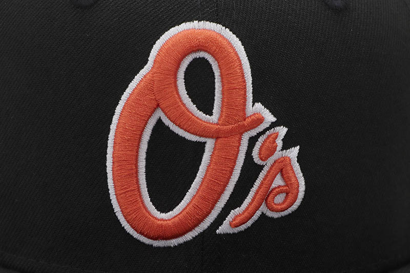 NEW ERA BALTIMORE ORIOLES 59FIFTY FITTED CAP (50TH ANNIVERSARY SIDE PATCH/GREY UNDER VISOR/BLACK) 14693482
